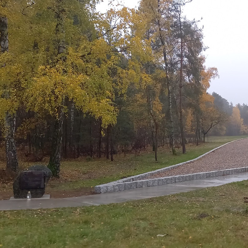 Zakończenie prac na III Kwaterze Miejsca Pamięci w Lesie Rzuchowskim