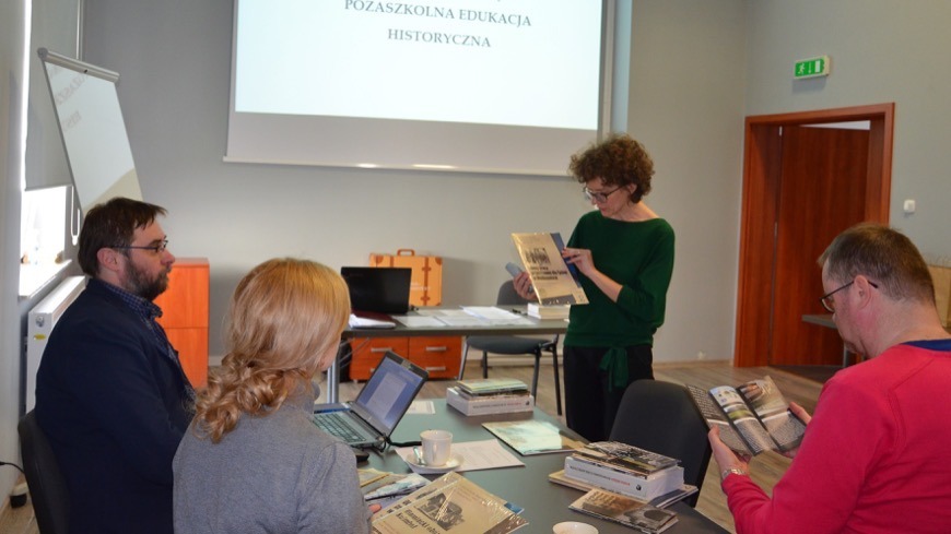 „Pamięć o Holokauście w perspektywie szkolnej i pozaszkolnej” – seminarium dla nauczycieli